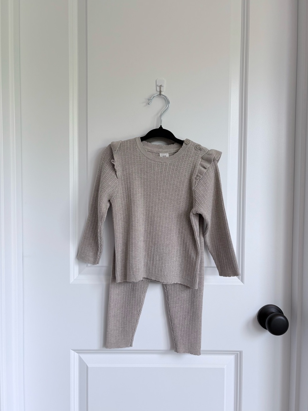 🍦H&M Beige Knit Pointelle Sweater Set NWOT